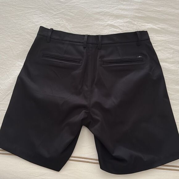 NWOT 7 For All Mankind Mens Black Flat Front Shorts. Size 29. - Picture 2 of 7